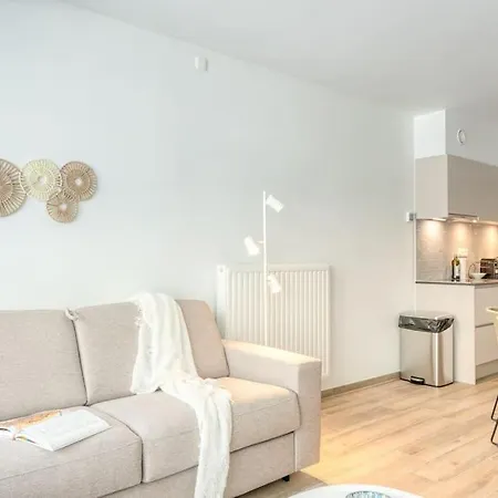 Apartment 5-guest In Ostend, Steps From The Ostende