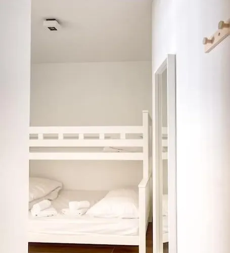 5-guest In Ostend, Steps From The Apartment